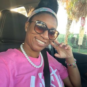 Meet your Posher, Candice